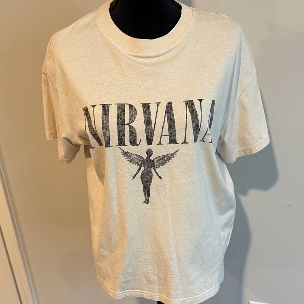 NIRVANA Cream Graphic Tee